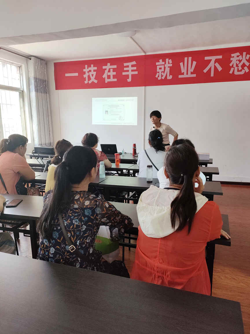 西安燕子月嫂大荔月嫂培訓(xùn)班